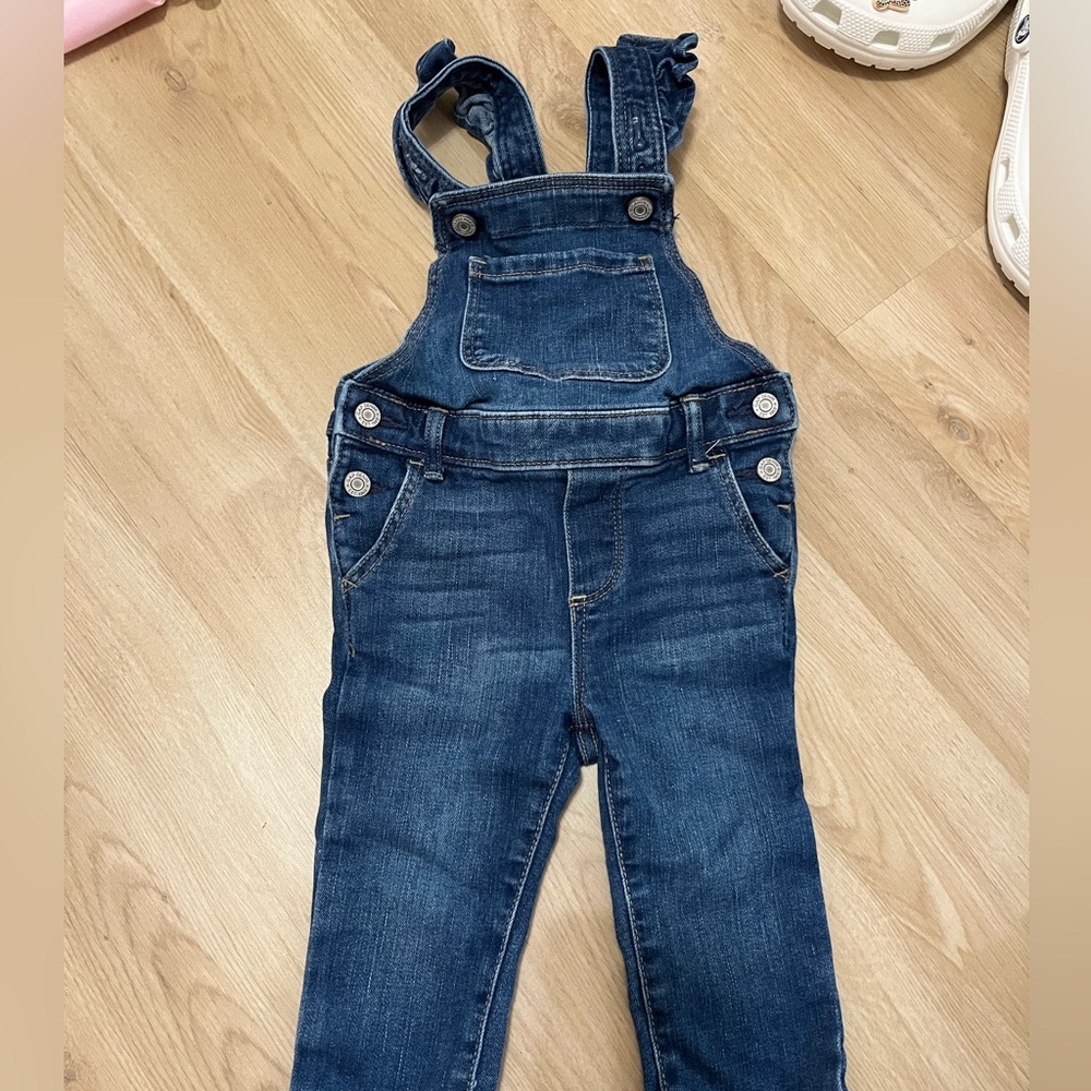 Baby Gap Ruffle Sleeve Skinny Fit Overalls 18-24 months